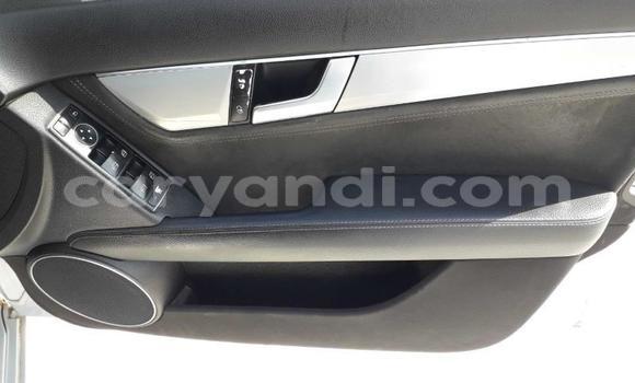 Acheter Occasion Voiture Mercedes-Benz C-Classe Gris à Lusaka, Zambie Acheter Occasion Voiture Mercedes-Benz C-Classe Gris à Lusaka, Zambie