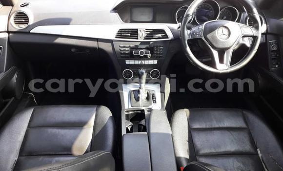 Acheter Occasion Voiture Mercedes-Benz C-Classe Gris à Lusaka, Zambie Acheter Occasion Voiture Mercedes-Benz C-Classe Gris à Lusaka, Zambie