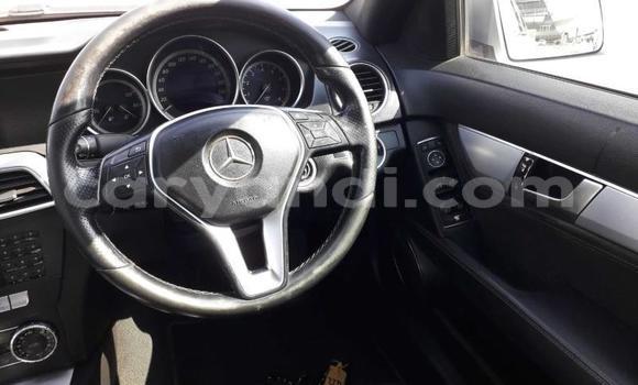 Acheter Occasion Voiture Mercedes-Benz C-Classe Gris à Lusaka, Zambie Acheter Occasion Voiture Mercedes-Benz C-Classe Gris à Lusaka, Zambie