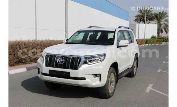 Acheter Import Voiture Toyota Prado Blanc à Import - Dubai, Zambie Acheter Import Voiture Toyota Prado Blanc à Import - Dubai, Zambie