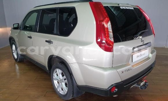 Acheter Occasion Voiture Nissan X–Trail Beige à Lusaka, Zambie Acheter Occasion Voiture Nissan X–Trail Beige à Lusaka, Zambie