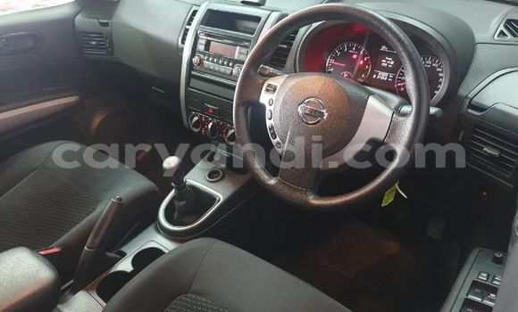 Acheter Occasion Voiture Nissan X–Trail Beige à Lusaka, Zambie Acheter Occasion Voiture Nissan X–Trail Beige à Lusaka, Zambie