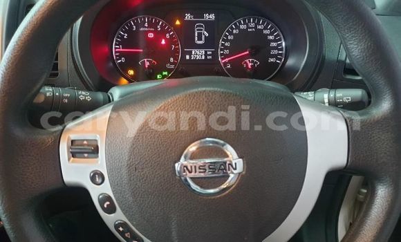 Acheter Occasion Voiture Nissan X–Trail Beige à Lusaka, Zambie Acheter Occasion Voiture Nissan X–Trail Beige à Lusaka, Zambie