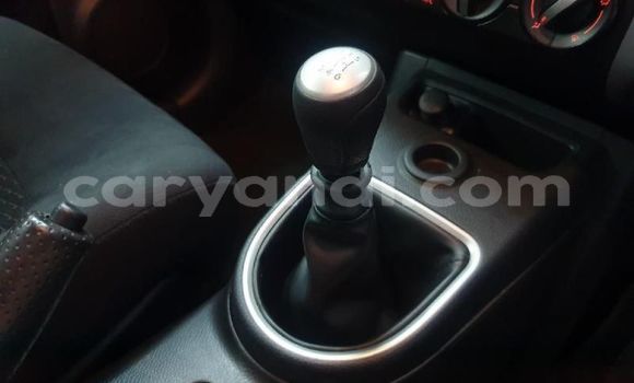 Acheter Occasion Voiture Nissan X–Trail Beige à Lusaka, Zambie Acheter Occasion Voiture Nissan X–Trail Beige à Lusaka, Zambie