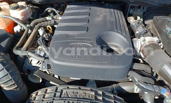 Acheter Occasion Voiture Ford Everest Rouge à Lusaka, Zambie Acheter Occasion Voiture Ford Everest Rouge à Lusaka, Zambie