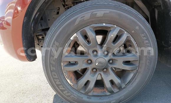 Acheter Occasion Voiture Ford Everest Rouge à Lusaka, Zambie Acheter Occasion Voiture Ford Everest Rouge à Lusaka, Zambie