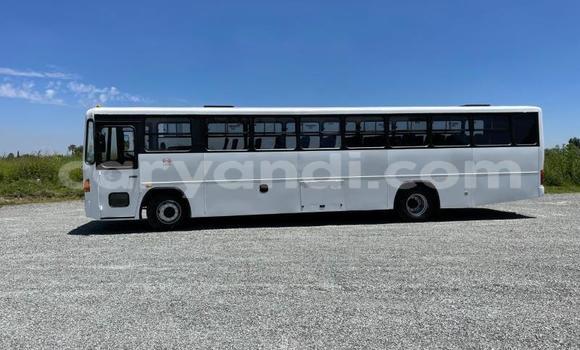 Acheter Occasion Utilitaire Toyota Dyna Blanc à Lusaka, Zambie Acheter Occasion Utilitaire Toyota Dyna Blanc à Lusaka, Zambie