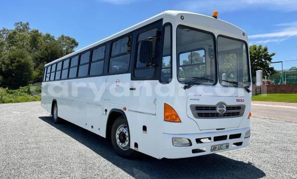 Acheter Occasion Utilitaire Toyota Dyna Blanc à Lusaka, Zambie Acheter Occasion Utilitaire Toyota Dyna Blanc à Lusaka, Zambie