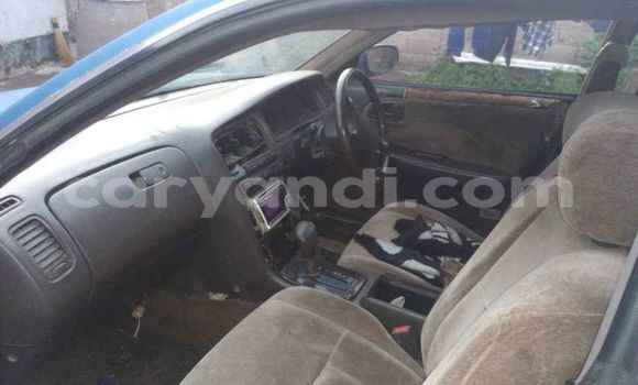 Acheter Occasion Voiture Toyota Mark II Bleu à Lusaka, Zambie Acheter Occasion Voiture Toyota Mark II Bleu à Lusaka, Zambie