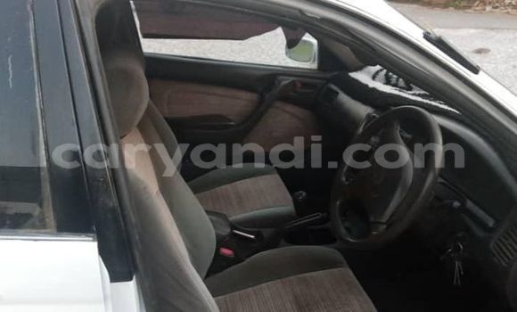 Acheter Occasion Voiture Toyota Corolla Blanc à Lusaka, Zambie Acheter Occasion Voiture Toyota Corolla Blanc à Lusaka, Zambie
