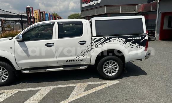Tenga Tsaru Toyota Hilux Chena Mota in Lusaka in Zambia