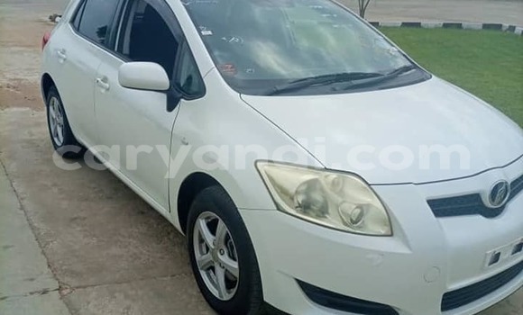 Buy Used Toyota Auris Silver Car in Lusaka in Zambia