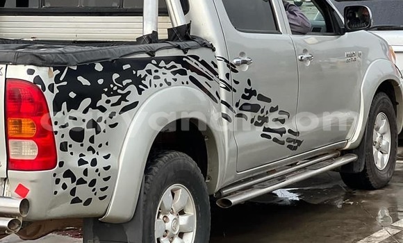 Acheter Occasion Voiture Toyota Hilux Gris à Lusaka, Zambie Acheter Occasion Voiture Toyota Hilux Gris à Lusaka, Zambie