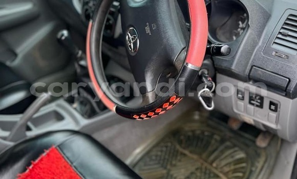 Acheter Occasion Voiture Toyota Hilux Gris à Lusaka, Zambie Acheter Occasion Voiture Toyota Hilux Gris à Lusaka, Zambie