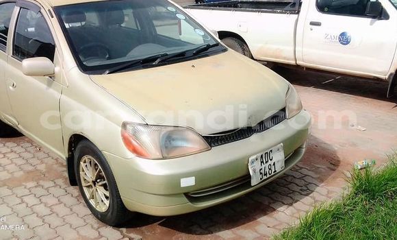 Acheter Occasion Voiture Toyota Platz Marron à Lusaka, Zambie Acheter Occasion Voiture Toyota Platz Marron à Lusaka, Zambie