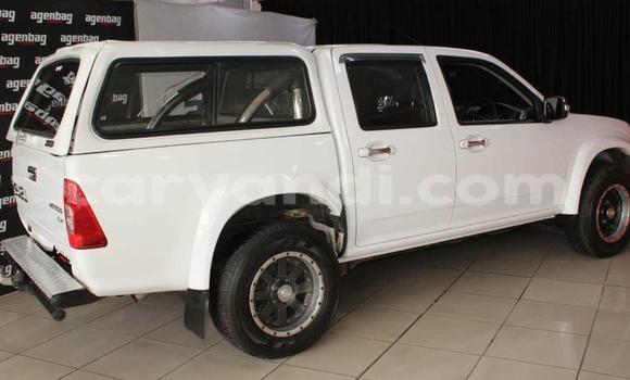 Tenga Tsaru Isuzu KB Chena Mota in Lusaka in Zambia Tenga Tsaru Isuzu KB Chena Mota in Lusaka in Zambia