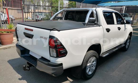 Tenga Tsaru Toyota Hilux Chena Mota in Lusaka in Zambia Tenga Tsaru Toyota Hilux Chena Mota in Lusaka in Zambia