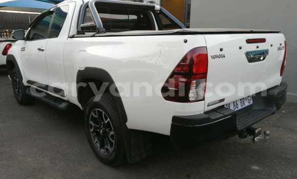 Tenga Tsaru Toyota Hilux Chena Mota in Lusaka in Zambia Tenga Tsaru Toyota Hilux Chena Mota in Lusaka in Zambia