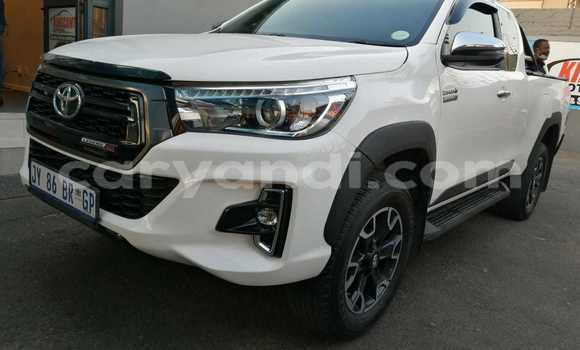 Tenga Tsaru Toyota Hilux Chena Mota in Lusaka in Zambia Tenga Tsaru Toyota Hilux Chena Mota in Lusaka in Zambia