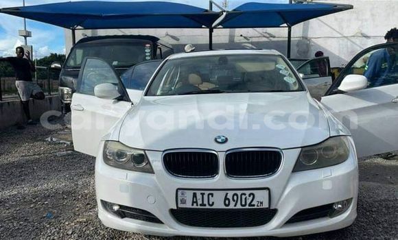Buy Used BMW 3–Series White Car in Lusaka in Zambia
