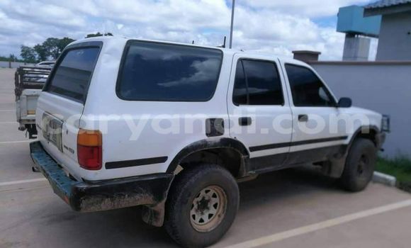 Buy Used Toyota Hilux White Car in Lusaka in Zambia Buy Used Toyota Hilux White Car in Lusaka in Zambia