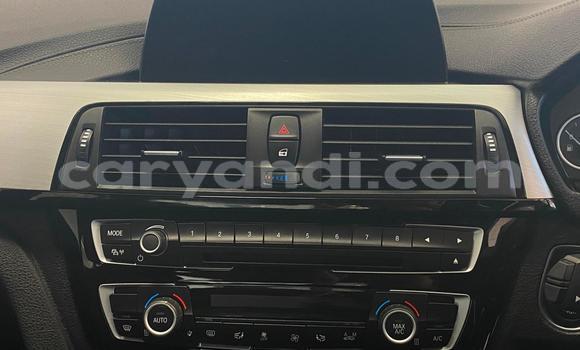 Tenga Tsaru BMW 3–Series Sirivha Mota in Lusaka in Zambia Tenga Tsaru BMW 3–Series Sirivha Mota in Lusaka in Zambia