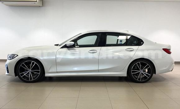 Nunua Ilio tumika BMW 3–Series Nyeupe Gari ndani ya Lusaka nchini Zambia Nunua Ilio tumika BMW 3–Series Nyeupe Gari ndani ya Lusaka nchini Zambia