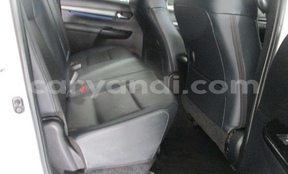 Buy Used Toyota Hilux White Car in Lusaka in Zambia Buy Used Toyota Hilux White Car in Lusaka in Zambia