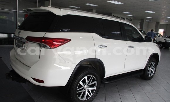 Buy Used Toyota Fortuner White Car in Lusaka in Zambia Buy Used Toyota Fortuner White Car in Lusaka in Zambia