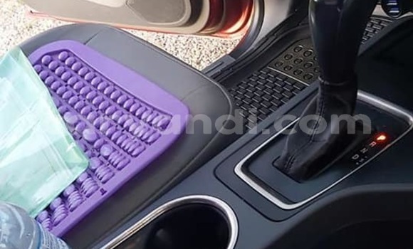 Tenga Tsaru Ford Everest Tsvuku Mota in Lusaka in Zambia Tenga Tsaru Ford Everest Tsvuku Mota in Lusaka in Zambia