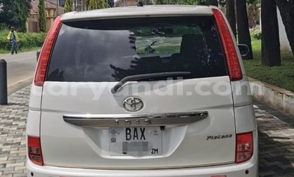 Acheter Occasion Voiture Toyota ISis Blanc à Lusaka, Zambie Acheter Occasion Voiture Toyota ISis Blanc à Lusaka, Zambie