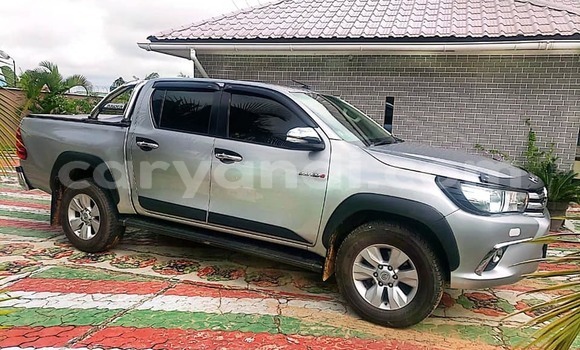 Nunua Ilio tumika Toyota Hilux Fedha Gari ndani ya Lusaka nchini Zambia Nunua Ilio tumika Toyota Hilux Fedha Gari ndani ya Lusaka nchini Zambia