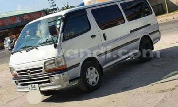Buy Used Toyota Hiace White Car in Lusaka in Zambia