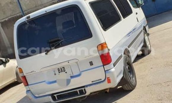 Acheter Occasion Voiture Toyota Hiace Blanc à Lusaka, Zambie Acheter Occasion Voiture Toyota Hiace Blanc à Lusaka, Zambie