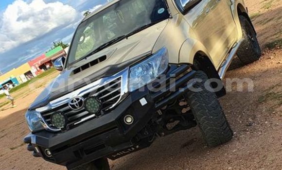 Acheter Occasion Voiture Toyota Hilux Marron à Lusaka, Zambie Acheter Occasion Voiture Toyota Hilux Marron à Lusaka, Zambie