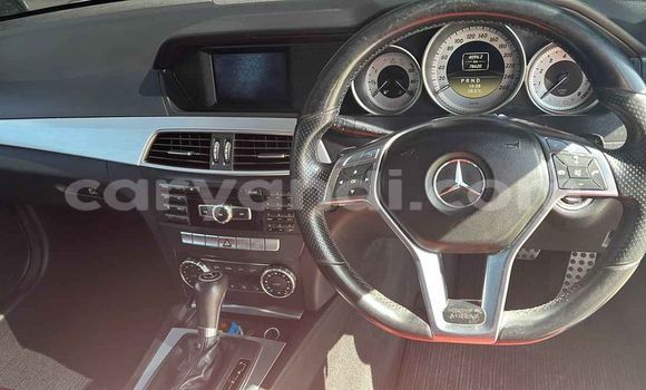 Tenga Tsaru Mercedes-Benz C-Classe Sirivha Mota in Lusaka in Zambia Tenga Tsaru Mercedes-Benz C-Classe Sirivha Mota in Lusaka in Zambia