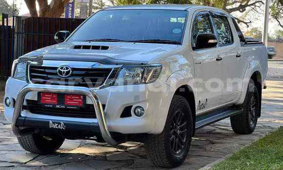 Buy Used Toyota Hilux White Car in Lusaka in Zambia
