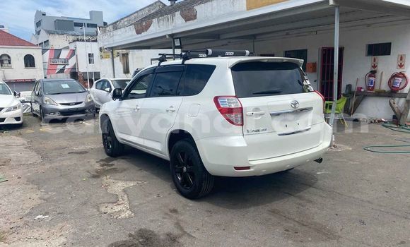 Acheter Occasion Voiture Toyota Vanguard Blanc à Lusaka, Zambie Acheter Occasion Voiture Toyota Vanguard Blanc à Lusaka, Zambie
