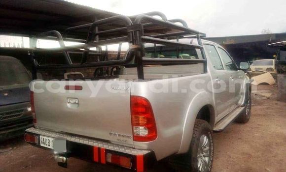 Acheter Occasion Voiture Toyota Hilux Gris à Lusaka, Zambie Acheter Occasion Voiture Toyota Hilux Gris à Lusaka, Zambie