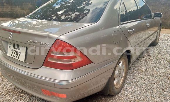 Tenga Tsaru Mercedes-Benz C-Classe Zvimwe Mota in Lusaka in Zambia Tenga Tsaru Mercedes-Benz C-Classe Zvimwe Mota in Lusaka in Zambia