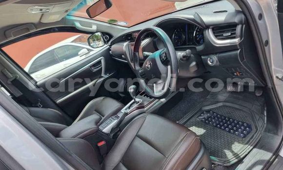 Tenga Tsaru Toyota Mark X Sirivha Mota in Lusaka in Zambia Tenga Tsaru Toyota Mark X Sirivha Mota in Lusaka in Zambia