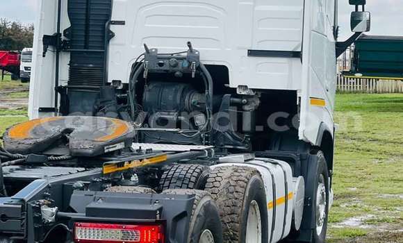 Tenga Tsaru Volvo F4 Chena Rori in Lusaka in Zambia Tenga Tsaru Volvo F4 Chena Rori in Lusaka in Zambia