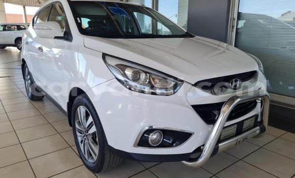 Nunua Ilio tumika Hyundai ix35 Nyeupe Gari ndani ya Lusaka nchini Zambia