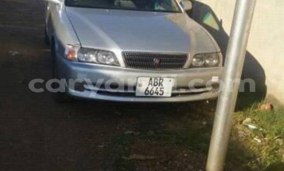 Acheter Occasion Voiture Toyota 4Runner Gris à Chingola, Zambie Acheter Occasion Voiture Toyota 4Runner Gris à Chingola, Zambie