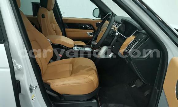 Acheter Occasion Voiture Range Rover Range Rover Blanc à Lusaka, Zambie Acheter Occasion Voiture Range Rover Range Rover Blanc à Lusaka, Zambie