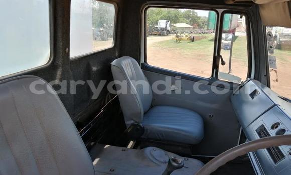 Acheter Occasion Utilitaire Hino 300 Series Blanc à Lusaka, Zambie Acheter Occasion Utilitaire Hino 300 Series Blanc à Lusaka, Zambie