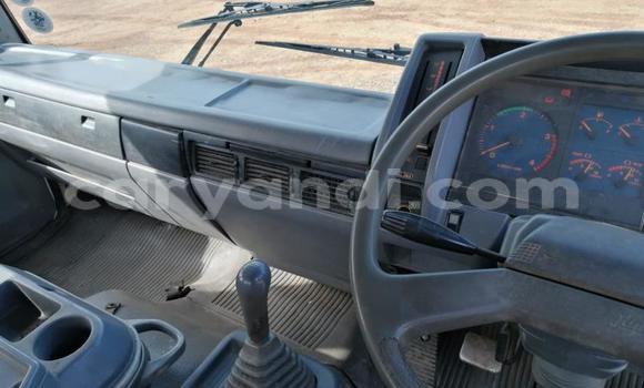 Acheter Occasion Utilitaire Hino 300 Series Blanc à Lusaka, Zambie Acheter Occasion Utilitaire Hino 300 Series Blanc à Lusaka, Zambie