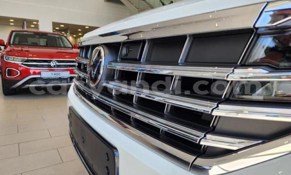 Buy Used Volkswagen Touareg White Car in Lusaka in Zambia Buy Used Volkswagen Touareg White Car in Lusaka in Zambia