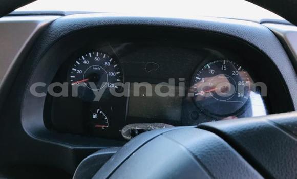 Acheter Occasion Utilitaire Nissan UD Blanc à Lusaka, Zambie Acheter Occasion Utilitaire Nissan UD Blanc à Lusaka, Zambie