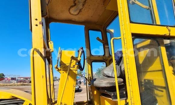 Acheter Occasion Utilitaire Caterpillar 120 Autre à Livingstone, Zambie Acheter Occasion Utilitaire Caterpillar 120 Autre à Livingstone, Zambie